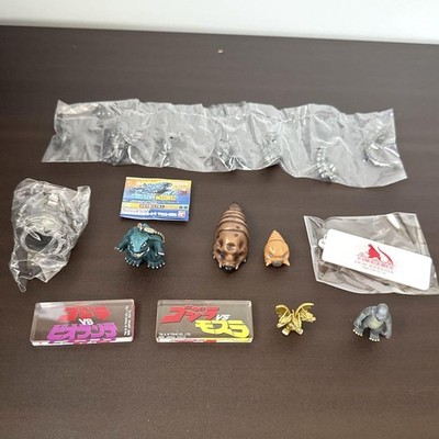 Godzilla Goods Set Of 10