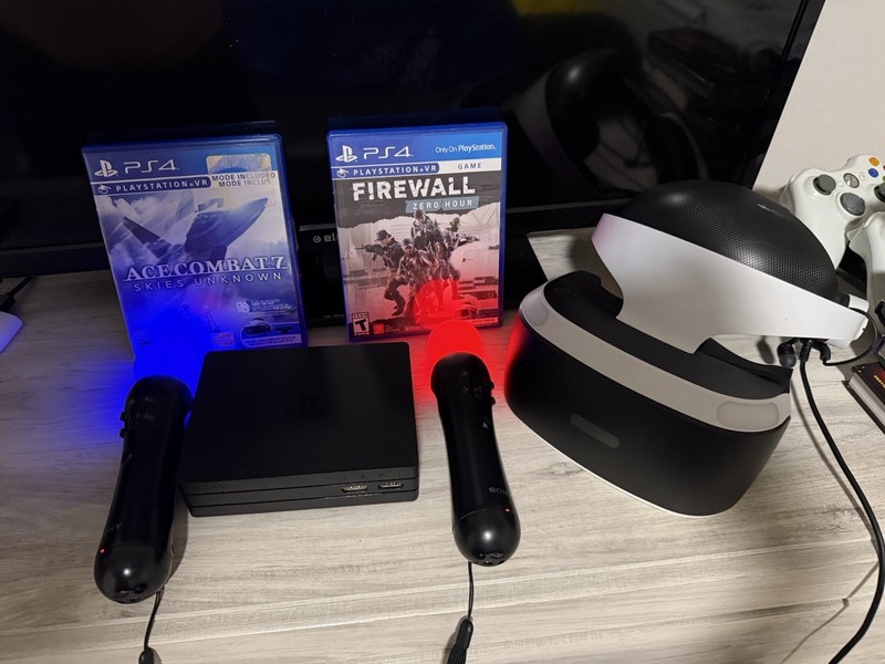 Sony PlayStation VR1  video game bundle with move controllers and accessories 