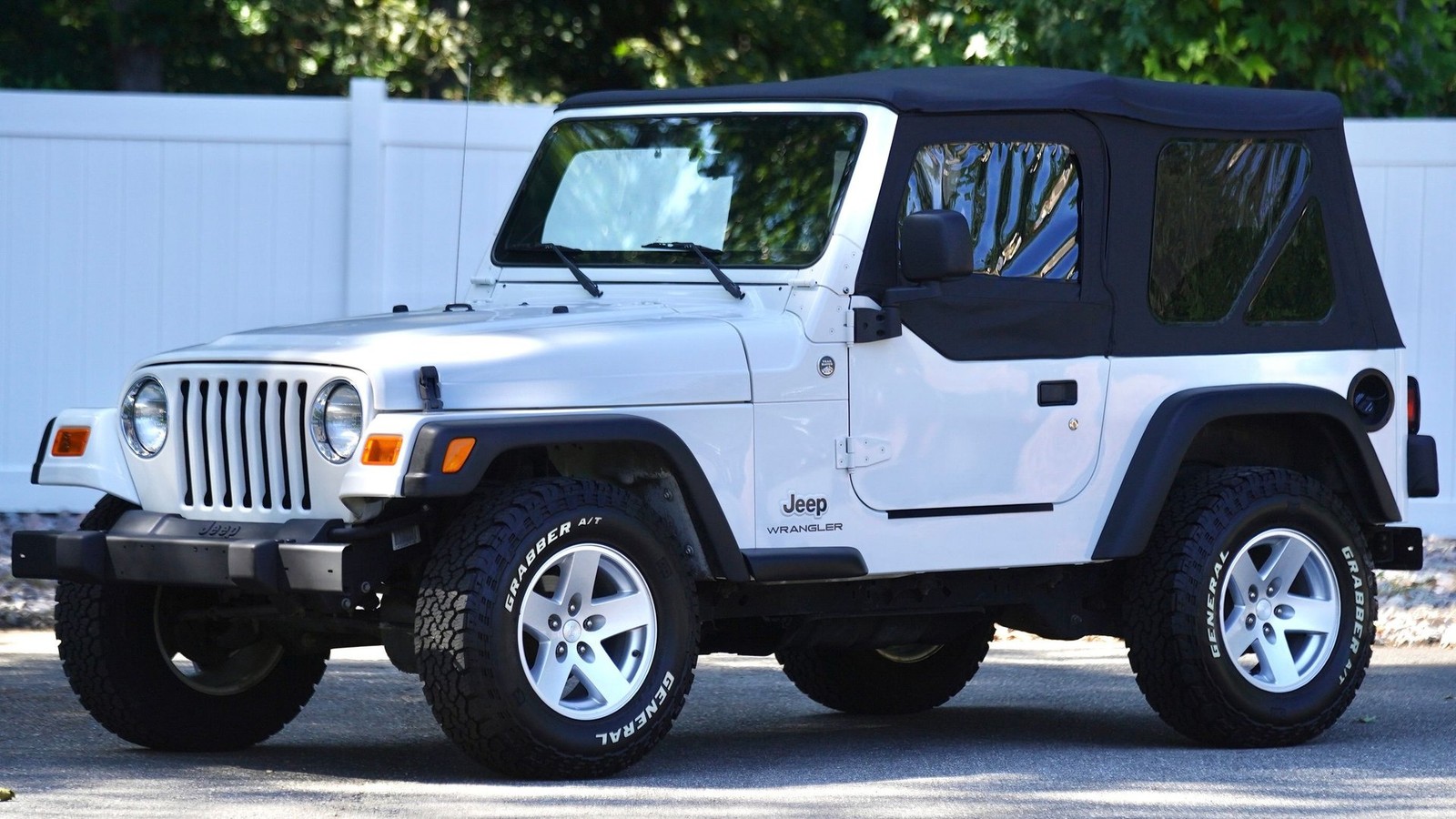 2006 Jeep Wrangler ONLY 55K MILES - LIKE NEW