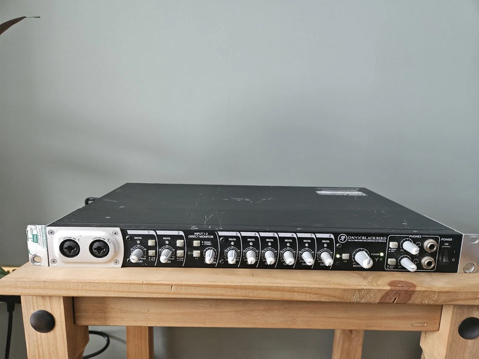 Mackie Onyx Blackbird 16x16 Firewire Recording Interface - Pro Studio Quality