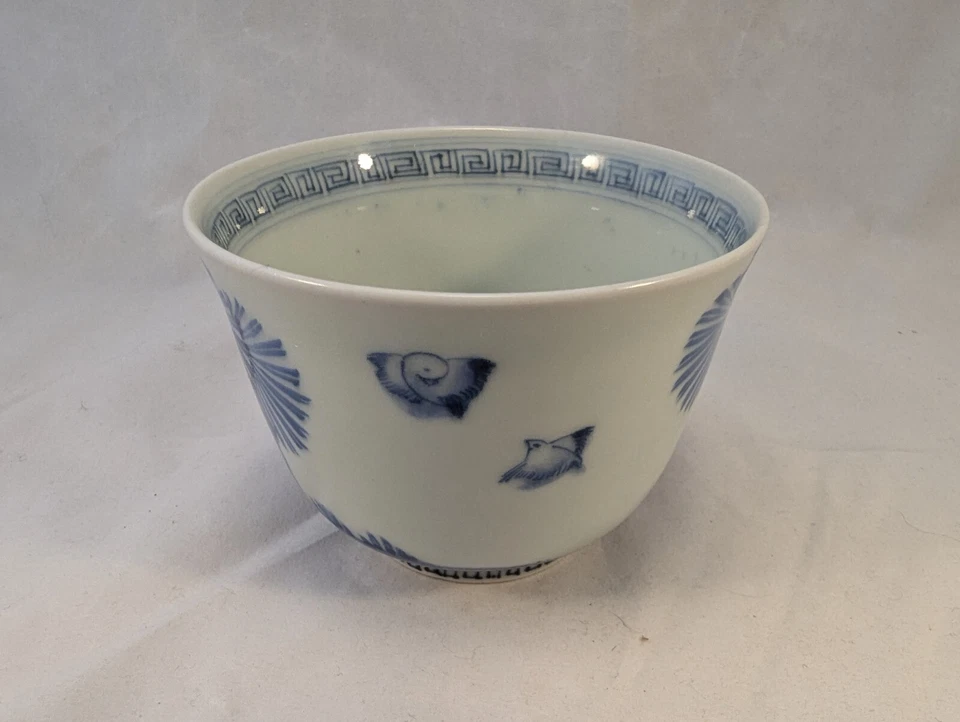 Antique Japanese Edo Arita Imari Porcelain Soba Choko Tea Cup Blue & White Birds - Image 4 of 4