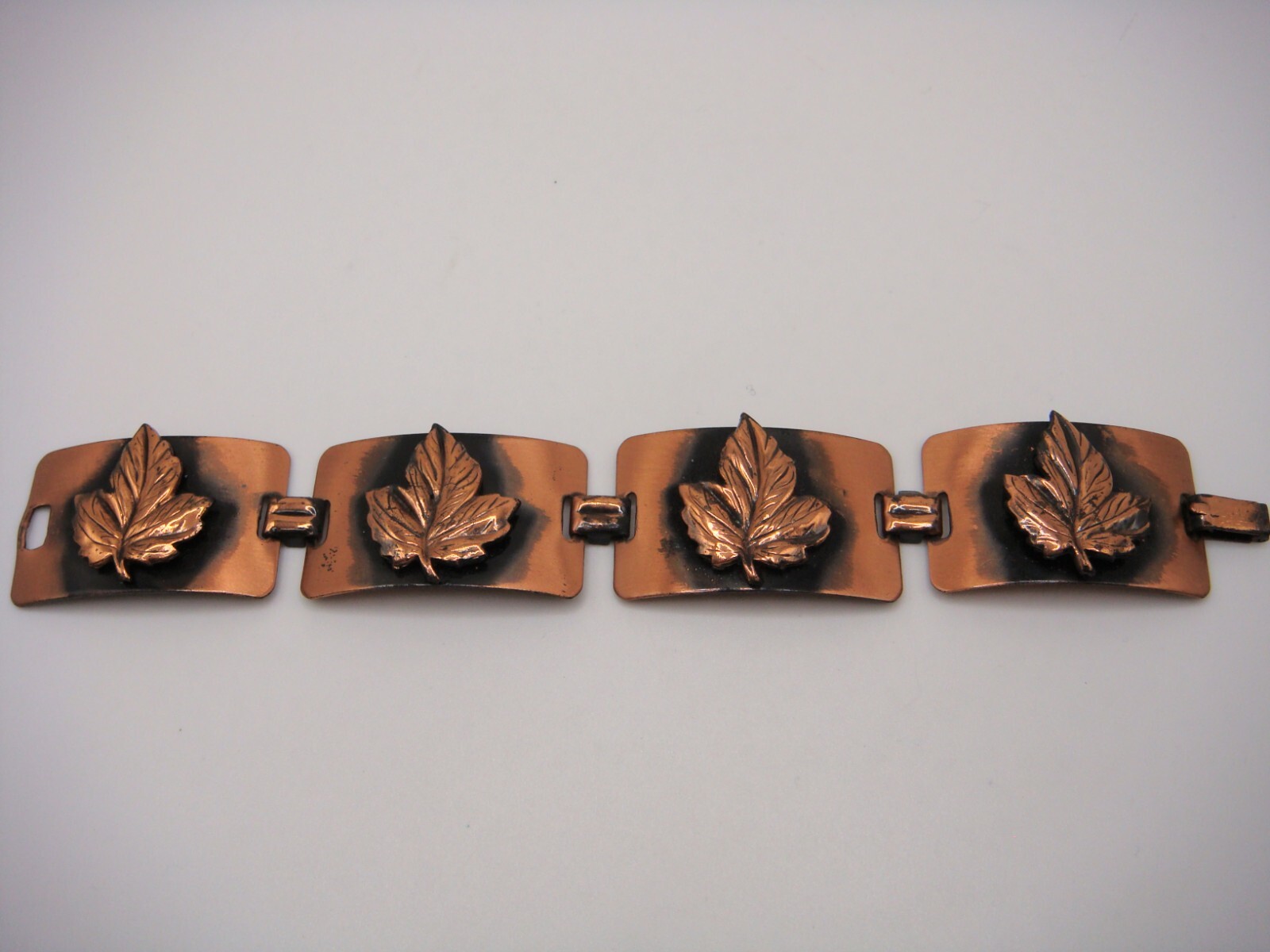 VINTAGE FOUR PANEL COPPER MAPLE LEAF BRACELET EST… - image 1