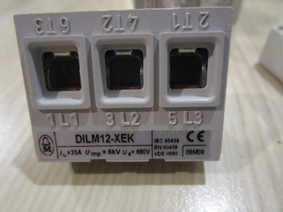 5 piezas Moeller DILM12-XEK Foto 3 de 4