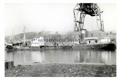 cc0718 - F T Everard Coastal Tanker - Authenticity, built 1942 - print 6x4