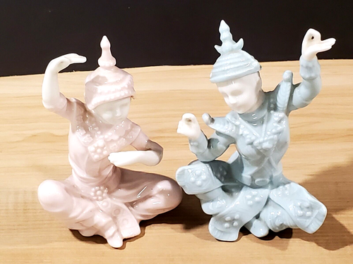 MCM Siam/Thai Temple Dancers 2 Porcelain Pink & Blue Seated Rare FLAW READ - Picture 2 of 15