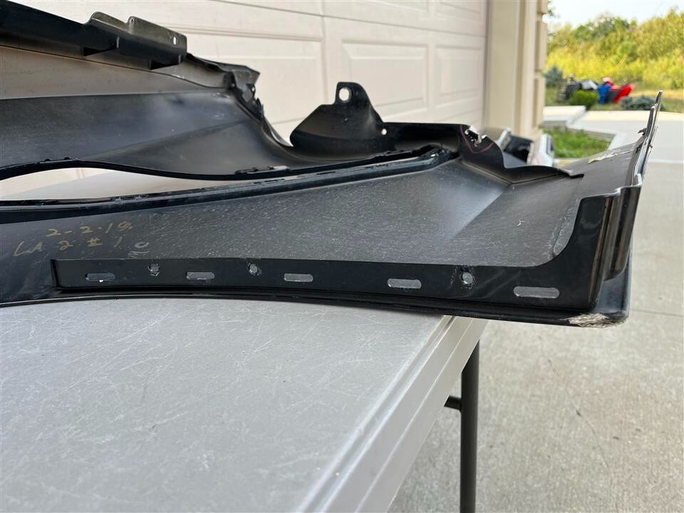 2016-2019 16 17 18 19 Chevrolet Corvette ZR1 Right Hand Fender OEM