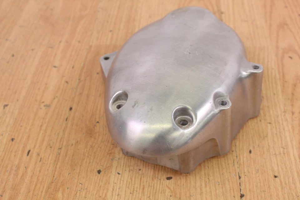 Triumph Thruxton 900 2008 cubierta de contraeje/piñón Foto 4 de 4