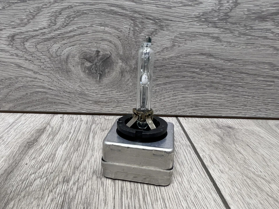 Genuine Osram Xenon Headlight Bulb 66340HBI D3S 35W for AUDI VW BMW MERCEDES - Image 3 of 4