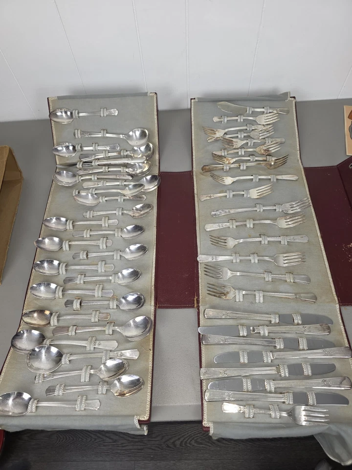 WM ROGERS TRIUMPH PLACA EXTRA ROGERS PLACA DE PLATA 50 PIEZAS Foto 3 de 4