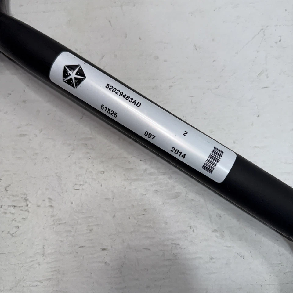 Ram ProMaster 1500, 2500, 3500 2014-2024 tubo de llenado de combustible - OEM Mopar 52029483AD Foto 2 de 4