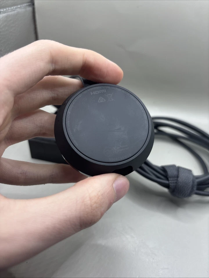 Google Chromecast Ultra NC2-6A5-D 4k Media Streamer w/ GL0401 Ethernet Charger - Image 4 of 4