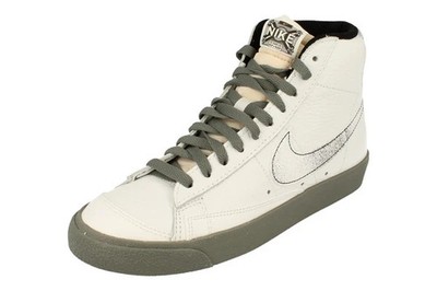 NEU NIKE BLAZER MID '77 EMB SNEAKER TURNSCHUHE SCHUHE GRÖSSE 8,5, 9 DV7194-100