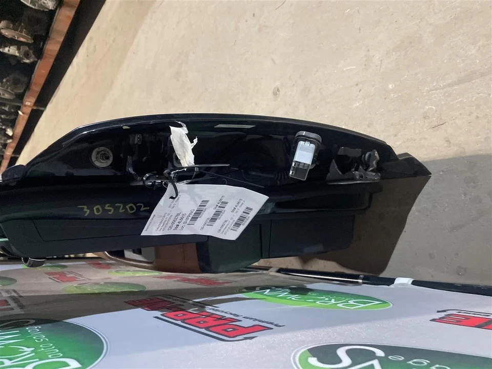 (LOCAL PICKUP ONLY) Driver Front Door Classic Style Power Window Fits 11-17 COMP - Image 3 of 4