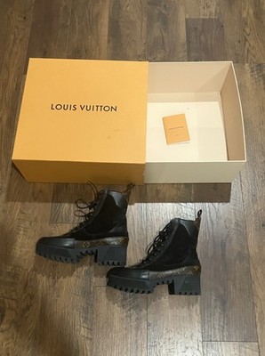 Authentic Louis Vuitton Laureate Desert Boots Suede Monogram Size 40