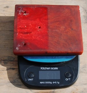 1 Catalin amber block 617g