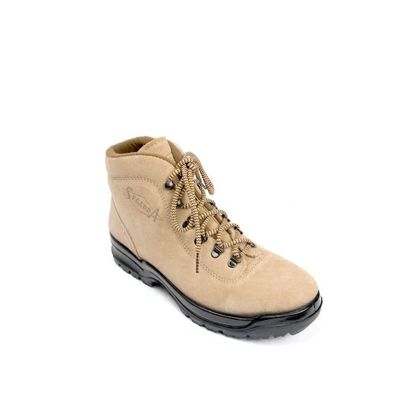 Bota SEGARRA Trekking Serraje Color Natural. Mod. 4200. Fabricado