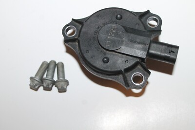 2012 - 2015 Mercedes Benz W204 C250 Variable Timing Adjuster