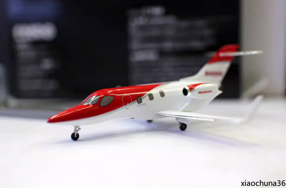 Ebbro 1:144 DieCast Aircraft Model HondaJET N420HM Private