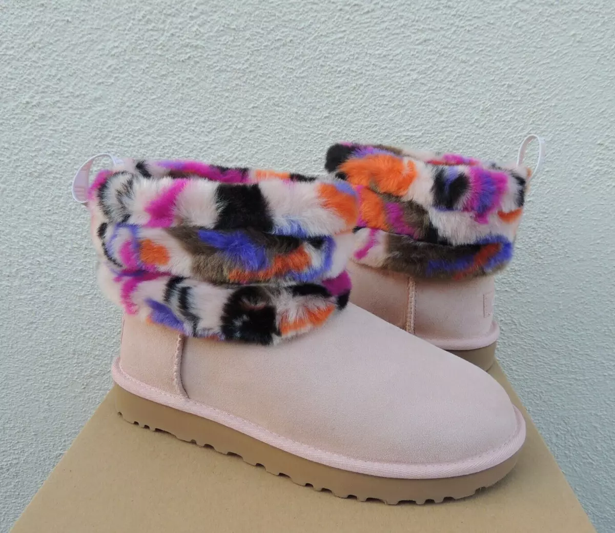 Ugg fluff mini pink 2025