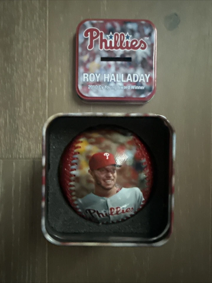 Philadelphia Phillies Baseball Roy Halladay 2010 Cy Young Award Winner - Image 2 of 4