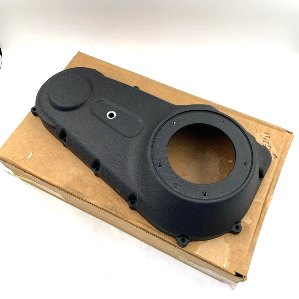 oem Harley 60758-06A Wrinkle Black Outer Engine Primary Cover 06-17 Dyna - Image 2 of 4