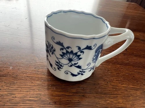 Blue Danube  Blue Onion Mug Japan