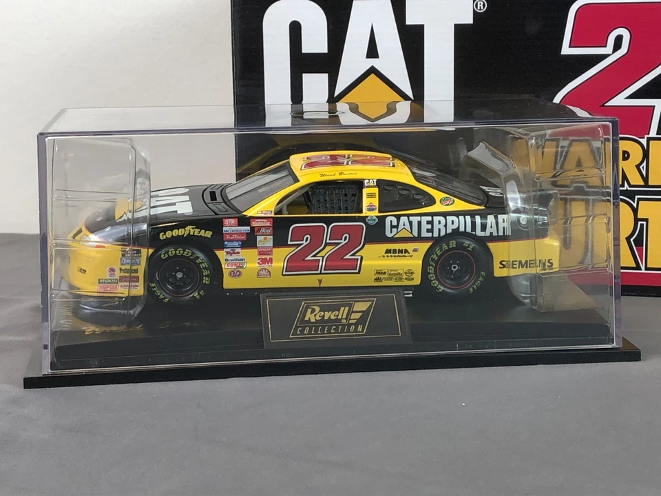 REVELL 1:24 Diecast #22 WARD BURTON 1999 CATERPILLAR PONTIAC RC249903118 - Image 3 of 4