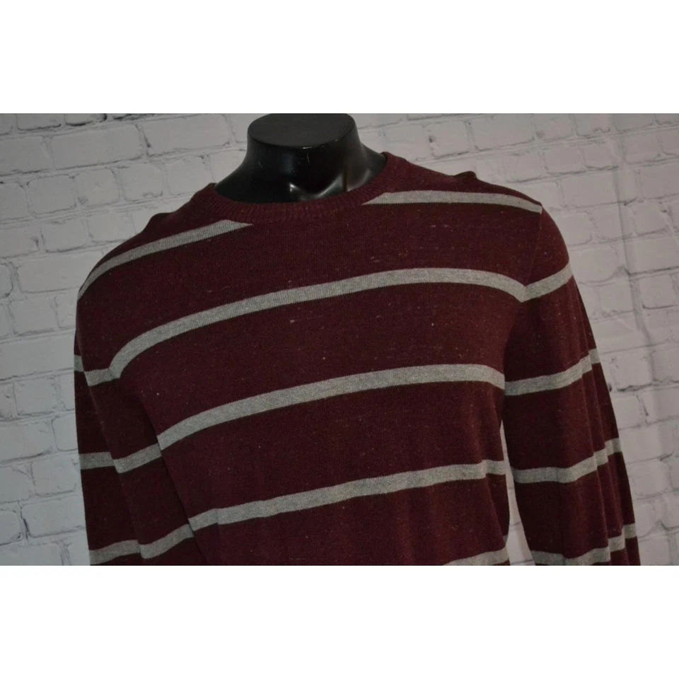 46111-a Suéter Urban Pipeline Cuello Redondo Pullover Gris Granate Talla 2XL Para Hombres Foto 4 de 4