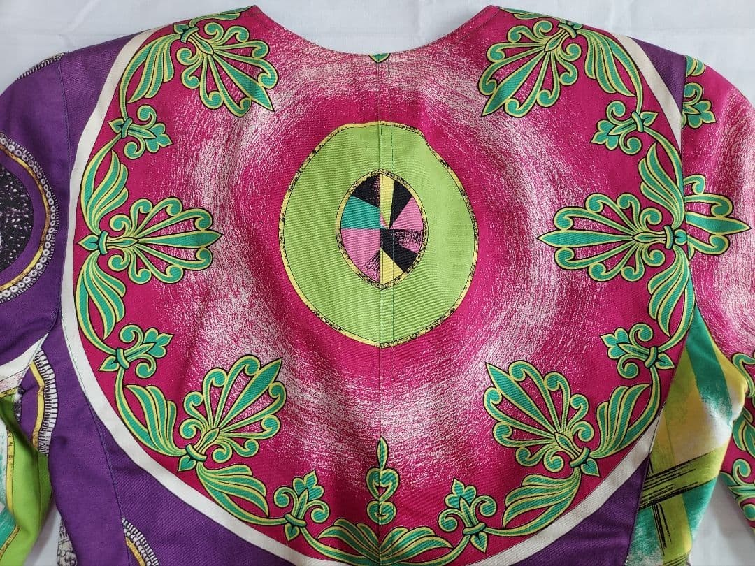 USED VERSACE VINTAGE GRAPHIC PT COLLARLESS JACKET ACCEPTABLE thumbnail 9