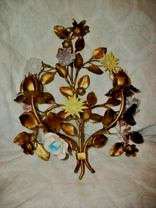 Impresionante lámpara de pared antigua FRENCH TOLE flores de porcelana vela dorada Foto 2 de 4