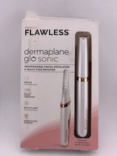 Finishing Touch Flawless Dermaplane Glo Sonic Lighted Facial Exfoliator