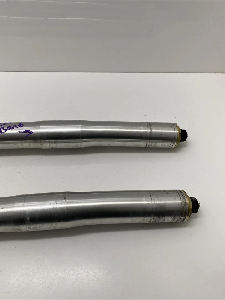 ♻️ Patas de suspensión horquillas delanteras dañadas Honda Cbr 1000 rr Rr-6 2006-2007 ♻️ Foto 4 de 4