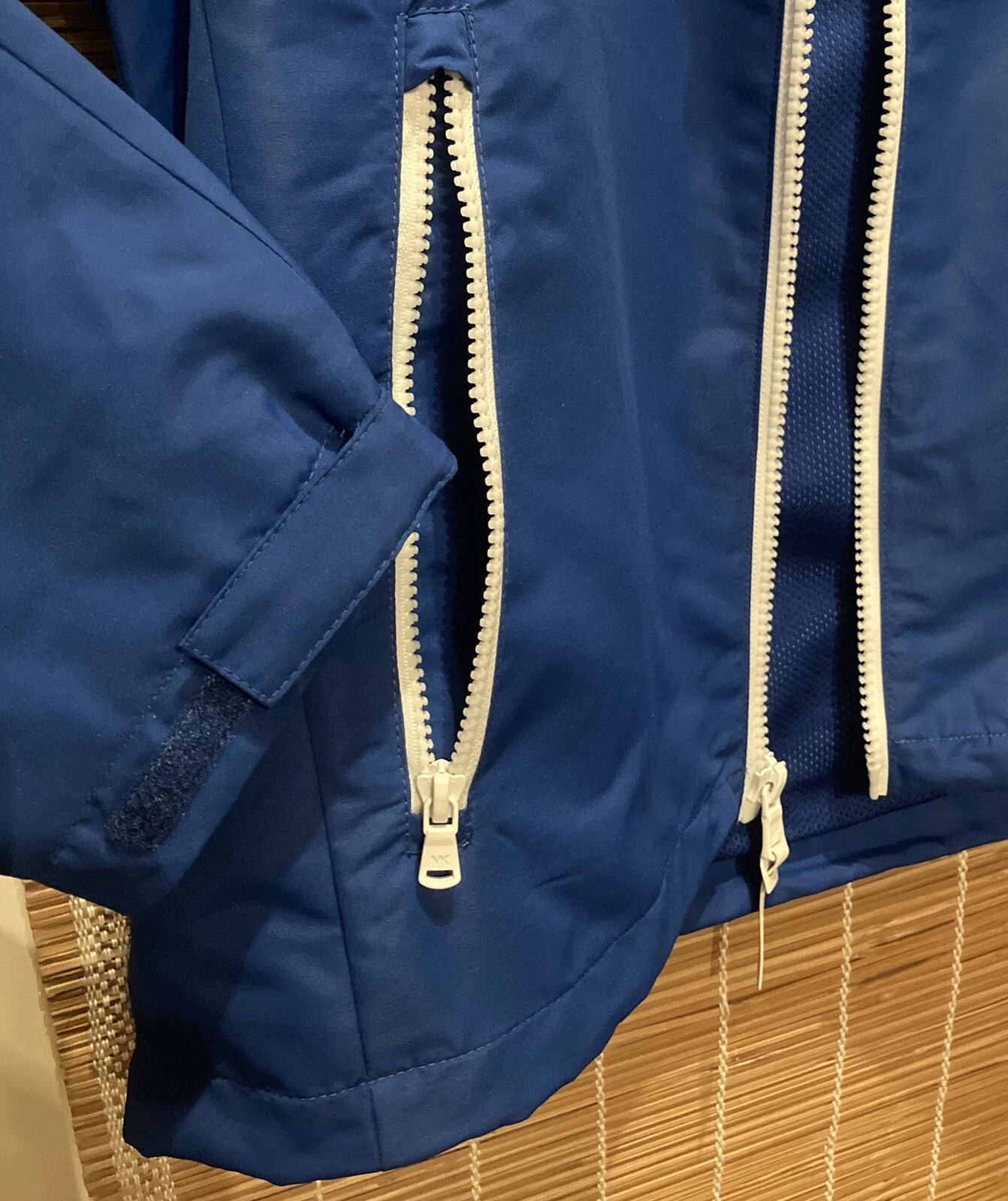 Giacca a vento Michael Kors Stowaway cappuccio traspirante blu M nuova prezzo consigliato £ 185 00