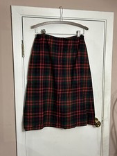 Vintage 1970s Pendleton Wool Plaid Skirt Tartan back pleat red green 28" waist