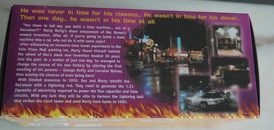 RITORNO AL FUTURO : Modellino Auto DELOREAN in scala 1:24 - Immagine 4 di 4