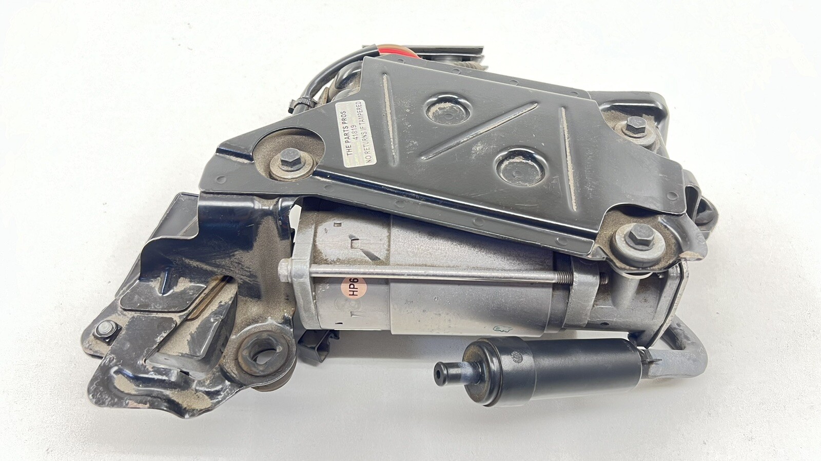 13-18 BENTLEY FLYING SPUR AIR SUSPENSION COMPRESSOR VALVE BLOCK ASSEMBLY OEM