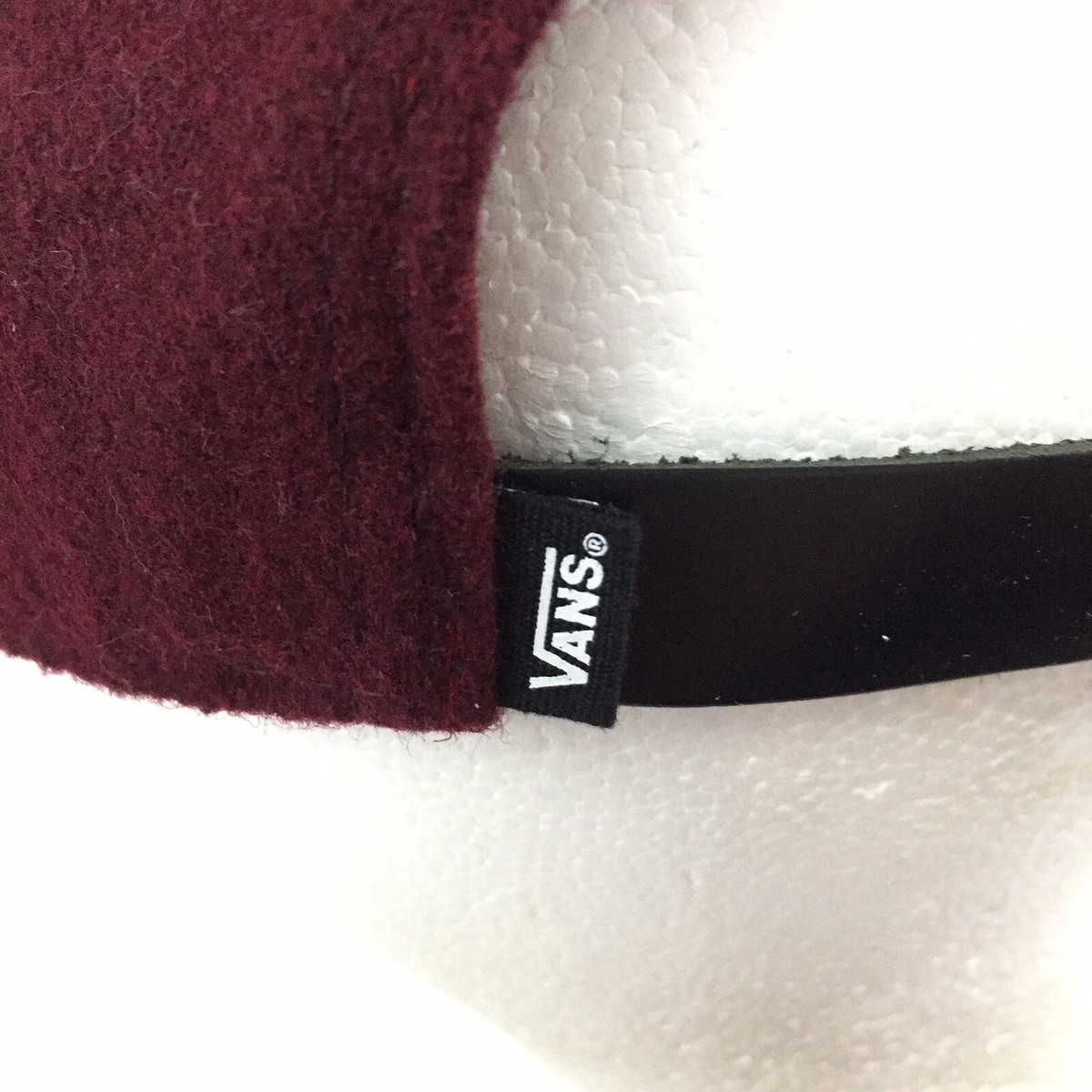 Vans Skateboard Patch Cap Wool Spell Out Script Logo 2-Tone