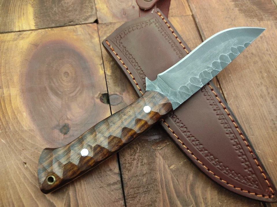 Cuchillo de caza al aire libre hecho a mano personalizado de acero al carbono lavado con ácido camping supervivencia Foto 4 de 4