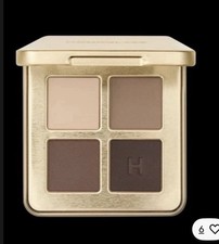 NEW! Hourglass Curator - Minimalist Eyeshadow...