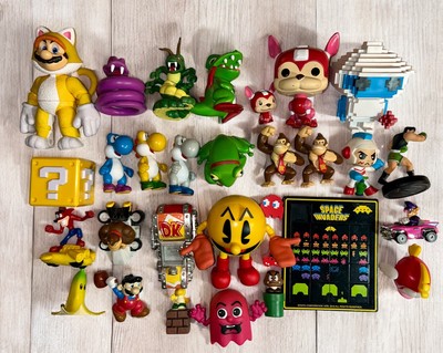 NINTENDO FIGURE LOT With Super Mario Dig Dug YOSHI PAC Man