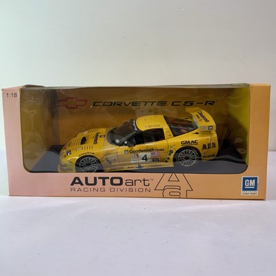 AUTOart Racing Division Corvette C5-R C5R #4 Pilgrim Collins ALM Series 2002
