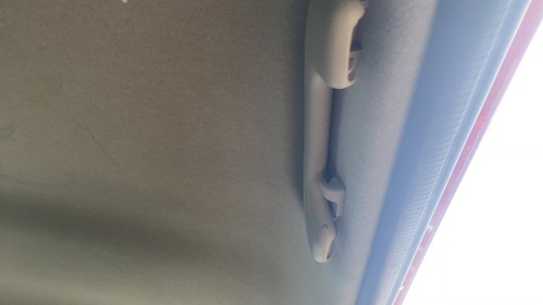 HANDGREEP RECHTS ACHTER RECHTS ACHTER Renault Clio IV (5R) 739407098R #116268838 - Afbeelding 2 van 3