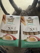 Purina Fancy Feast Savory Puree Natural Tuna Demi-Glace Cat Food 16 Ind Treats