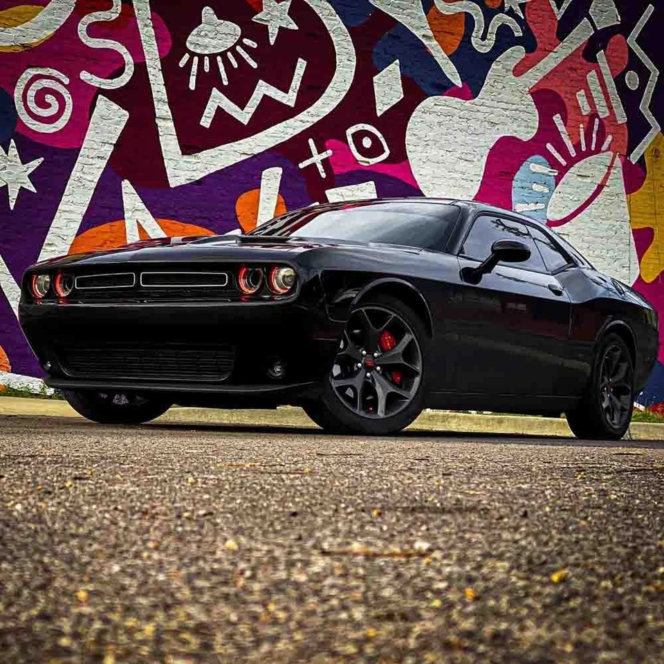 Juego de cubierta de pinza de freno de disco MGP para Dodge Challenger Charger TCP Foto 2 de 4