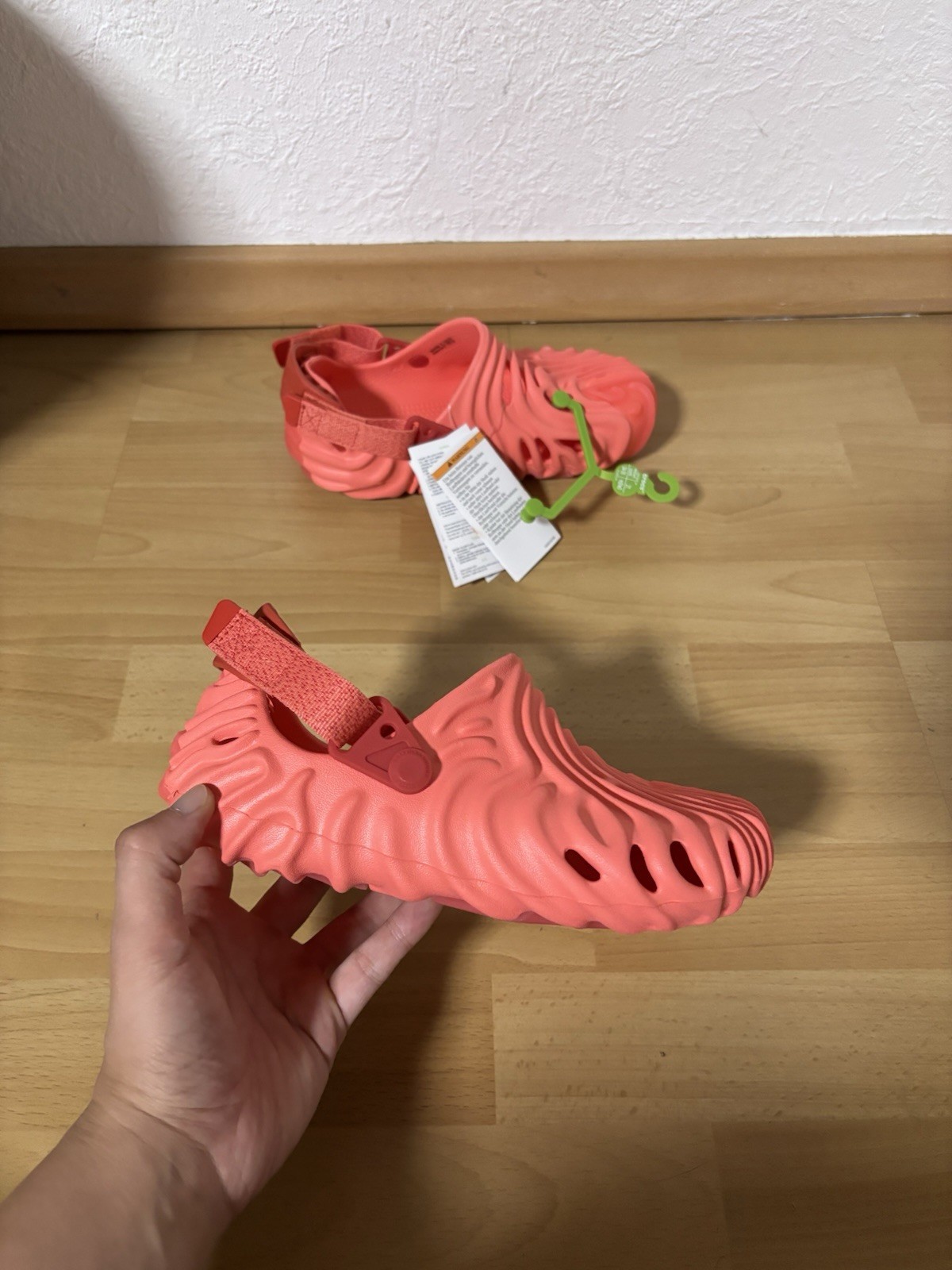 Zueco Crocs Salehe Bembury Pollex niños niños J1 J2 32 33 34 nuevo