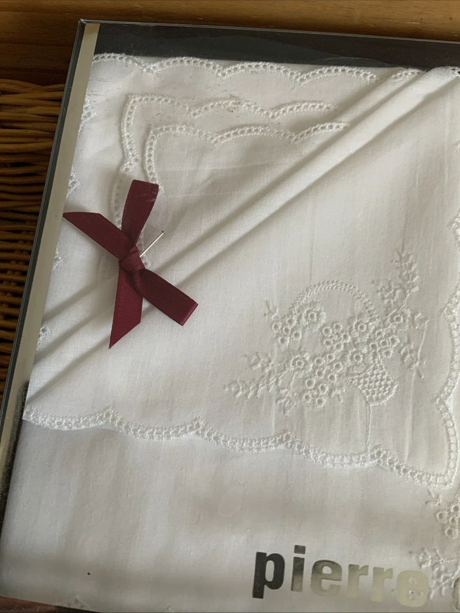 Pierre Cardin X 2 Ladies Lace Embroidered Handkerchief’s In Box 100% Cotton