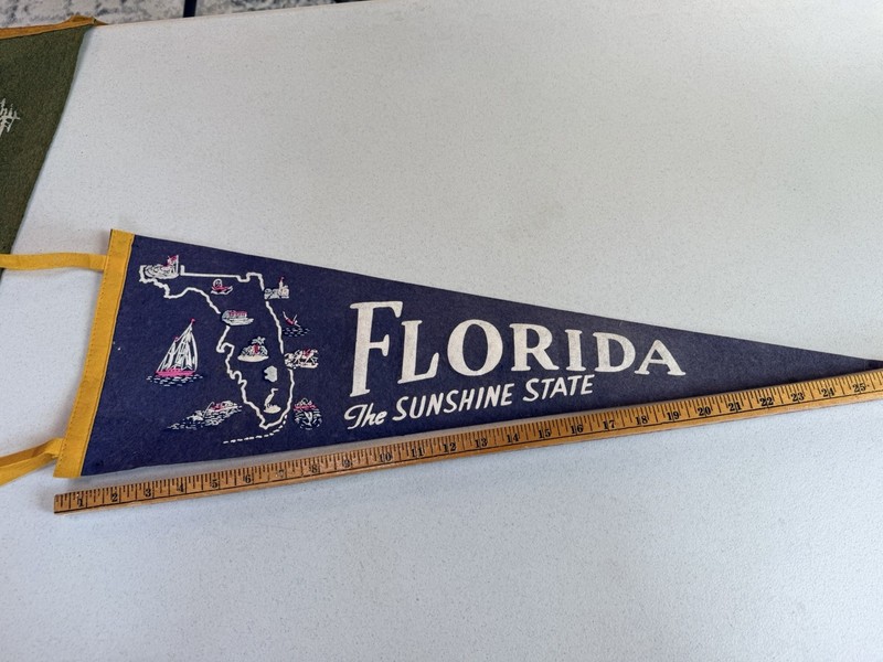 Vintage 50s souvenir pennant  FLORIDA THE SUNSHINE STATE 27”