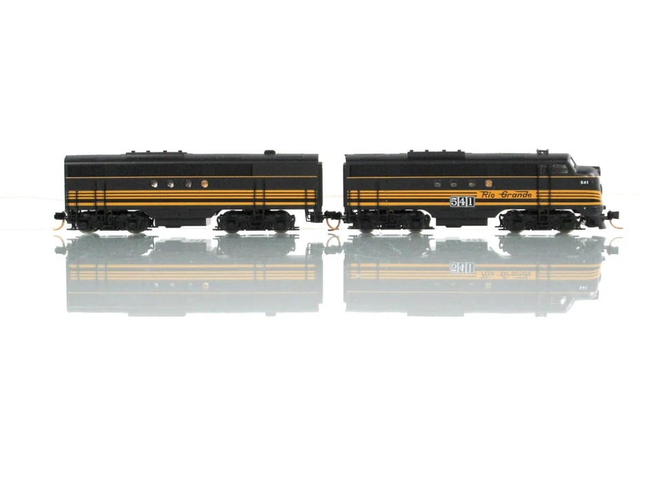 N Scale ***RIO GRANDE*** EMD FT A/B Set #541 - Micro Trains 99200082 *DCC Ready - Image 2 of 4