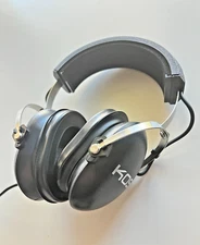 Koss QZ-99 Passive Noise Reduction Over-Ear Stereo Headphones in Original Box