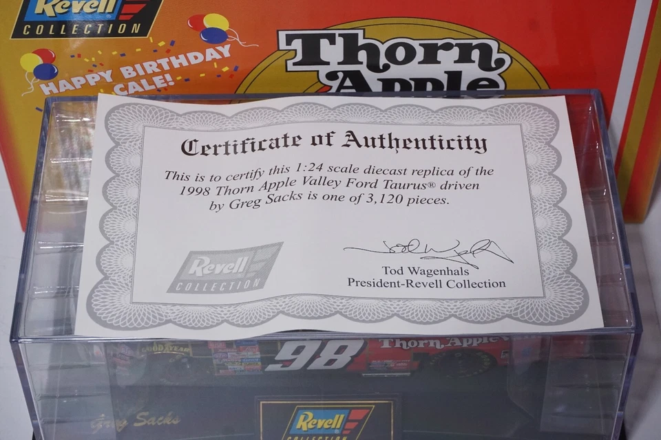 1998 Greg Sacks Thorn Apple Valley 1/24 Revell NASCAR Diecast Model - Image 2 of 4